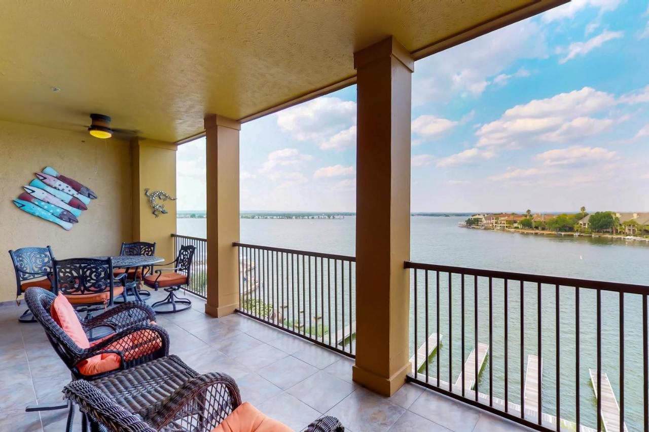 The Waters Condo Building 5 Patriot'S Retreat Horseshoe Bay Bagian luar foto