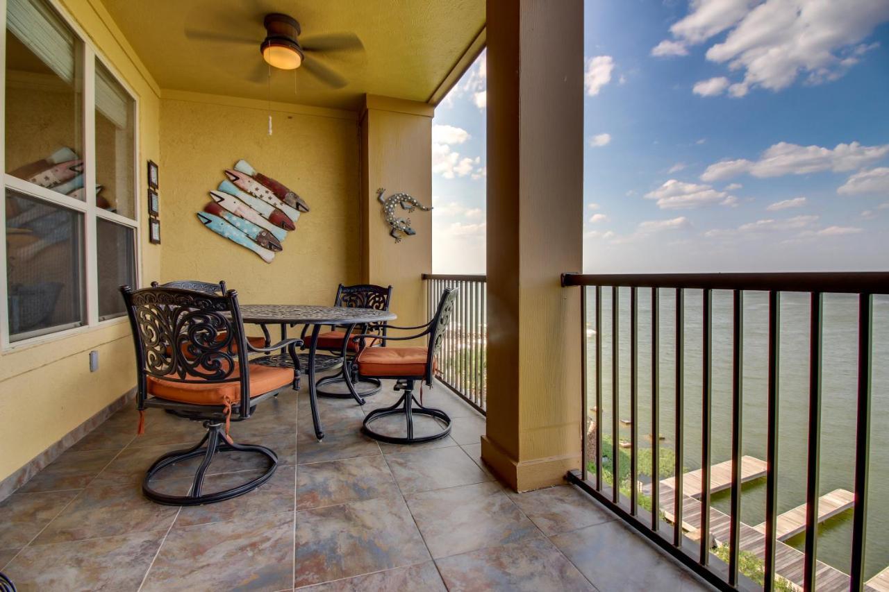 The Waters Condo Building 5 Patriot'S Retreat Horseshoe Bay Bagian luar foto